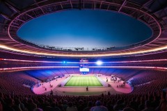 运动盛事再临鸟巢：英雄联盟全球总决赛登陆北京国家体育场，电竞市场迎来新高潮